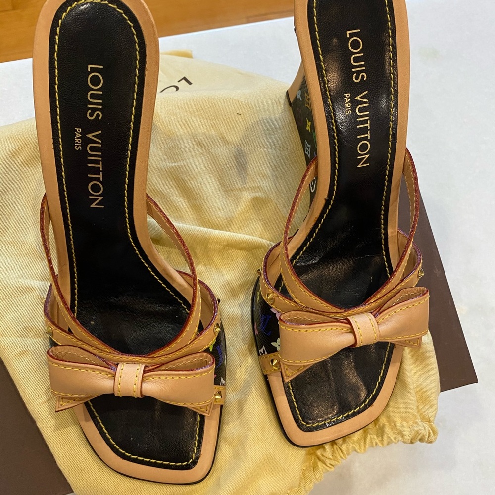 Louis Vuitton multicolor Bow wedge sandals